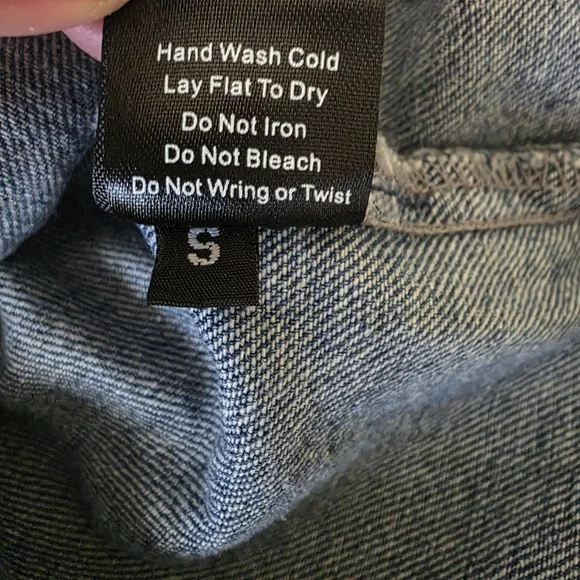 POL Mixed Wash Pearl & Rhinestone Distressed Denim Vest - Picture 12 of 12